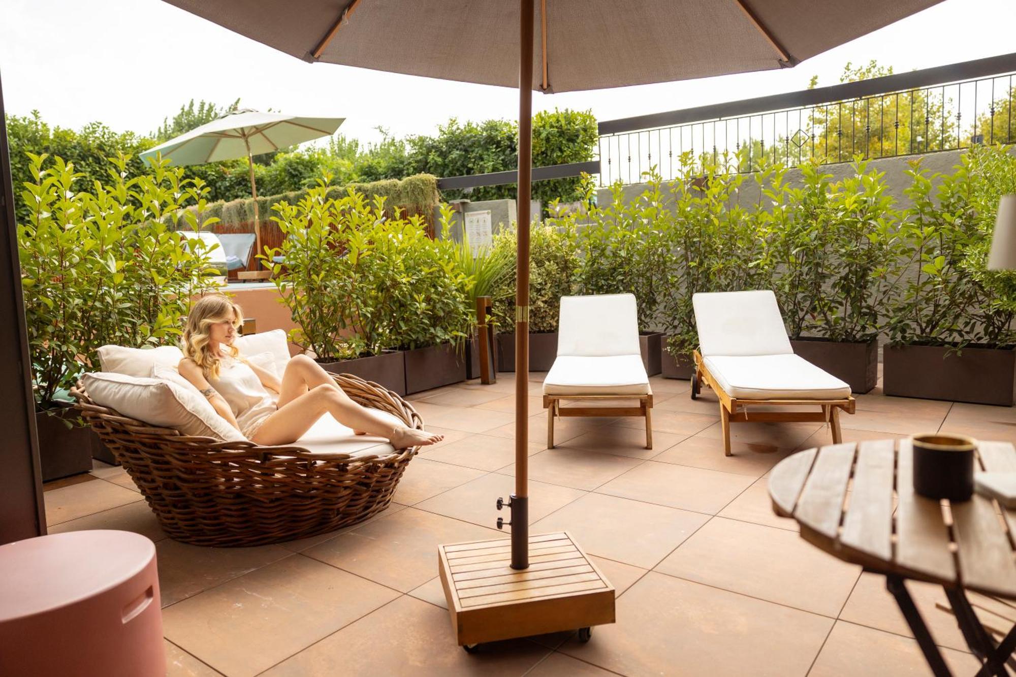 Boutique Hotel 西尔米奥奈 外观 照片