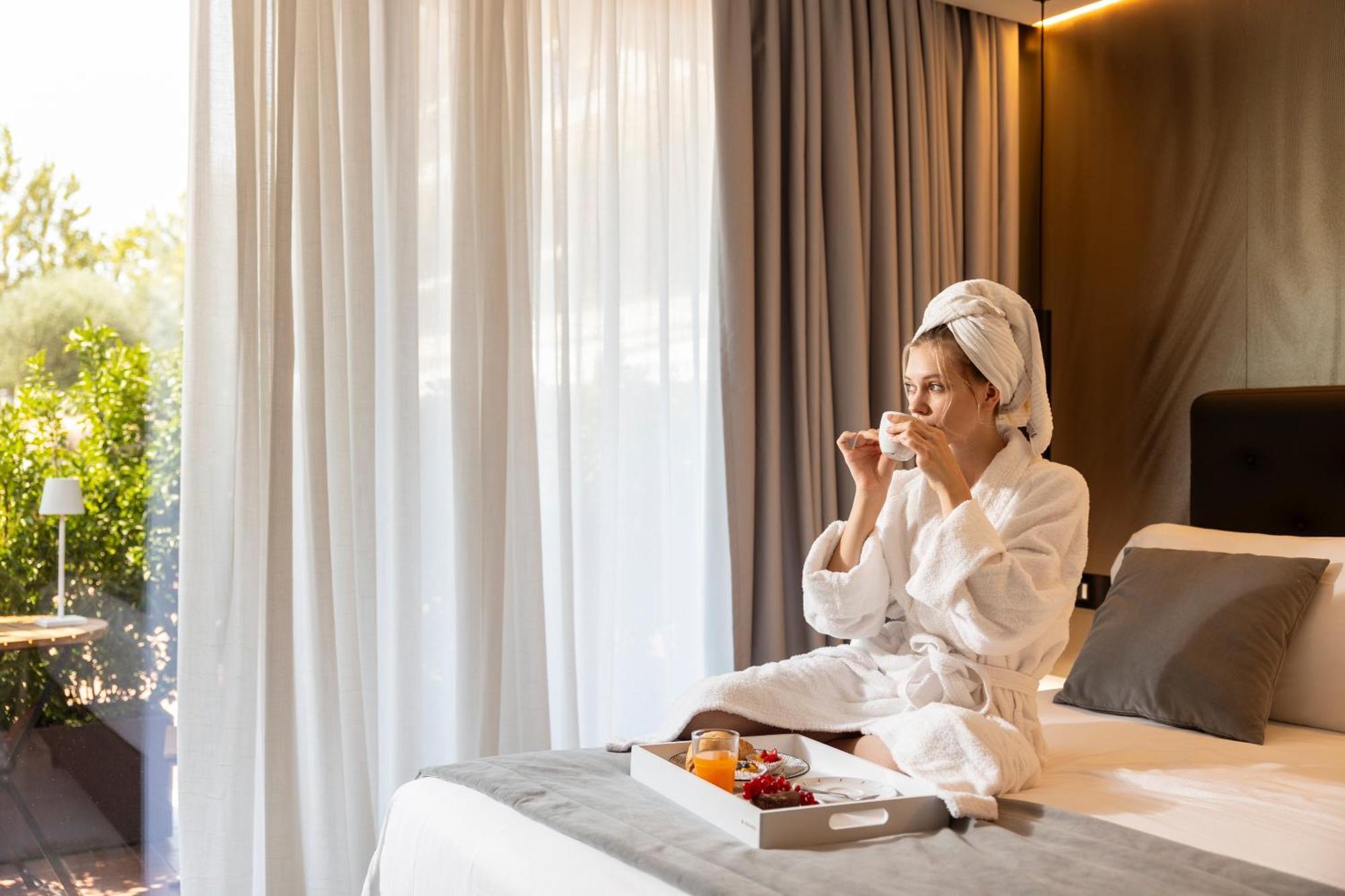 Boutique Hotel 西尔米奥奈 外观 照片
